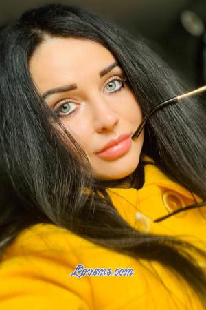 192671 - Viktoriya Age: 25 - Ukraine
