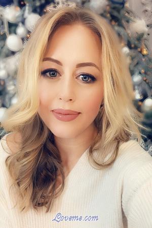 192682 - Olga Age: 33 - Russia