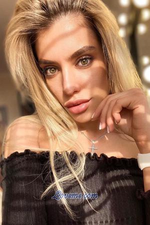 193545 - Svetlana Age: 25 - Russia