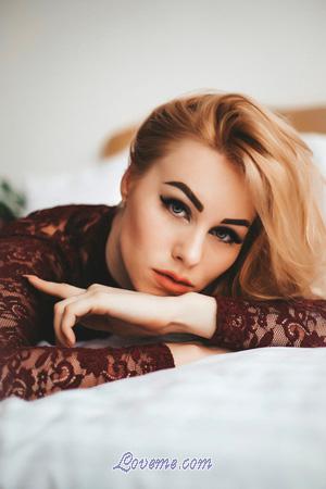 193746 - Diana Age: 22 - Ukraine