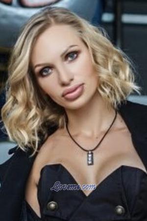 193810 - Nadia Age: 32 - Ukraine