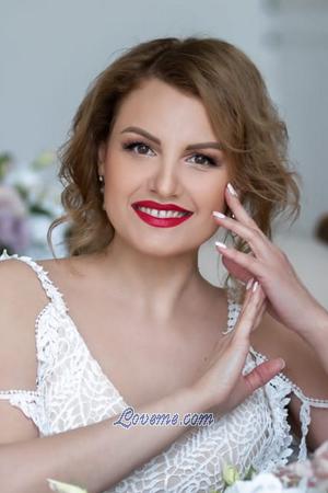 193871 - Elena Age: 39 - Ukraine