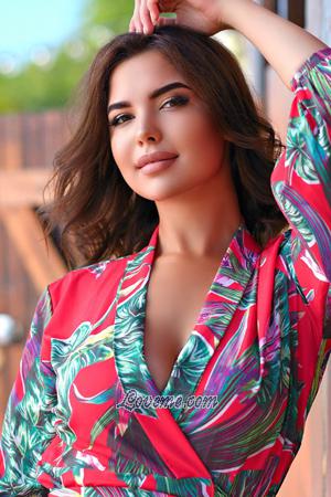 195078 - Elena Age: 21 - Ukraine