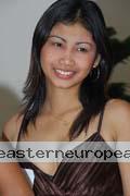 young-filipino-women-069